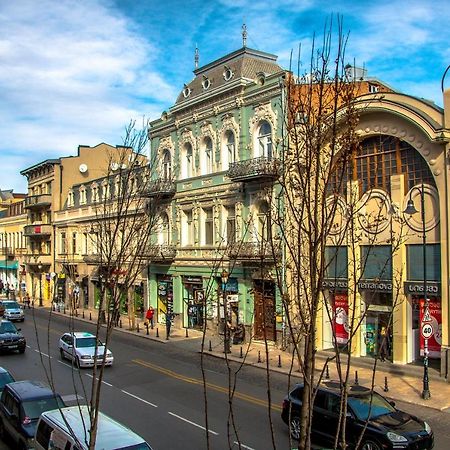 Paradise Hostel Tbilisi Buitenkant foto