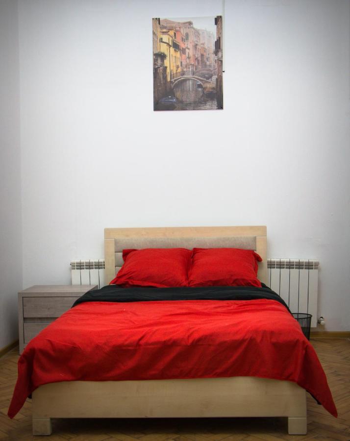 Paradise Hostel Tbilisi Buitenkant foto